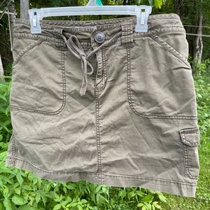 Izod women’s size 12 forest green vintage skort